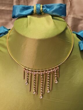 Cute Gold Tone Choker